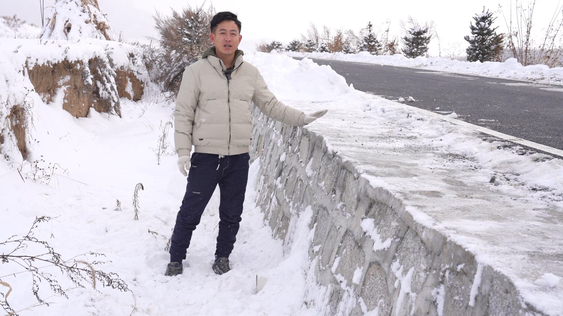 香水屯的坑洼道“香”OB视讯起来了(图6)